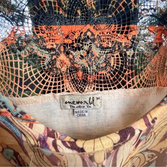 Women’s sleeveless tank top, Size medium - Picture 3 of 9